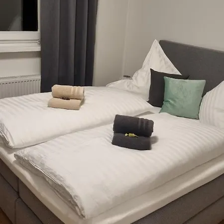 Am Berg Apartament Grünstadt